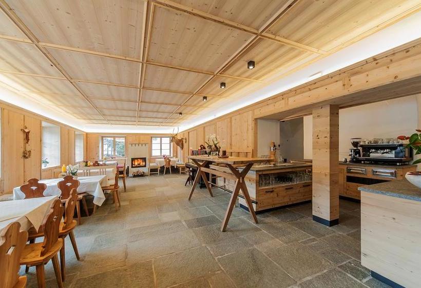 Landhotel Zum Löwen  | Rodengo - Rodeneck | Bolzano | Italia 12