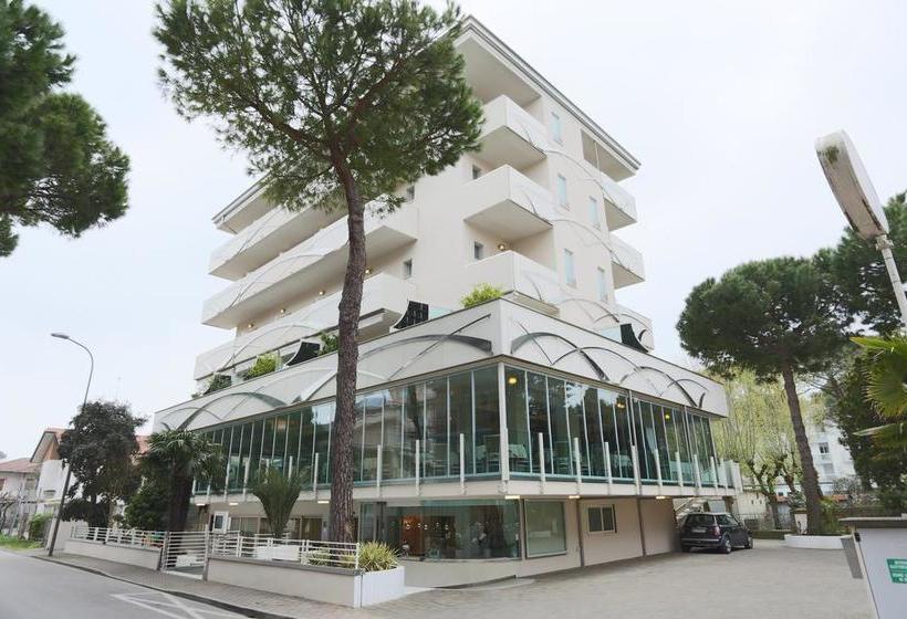 Hotel Caribia Pinarella  | Pinarella | Ravenna | Italia 2