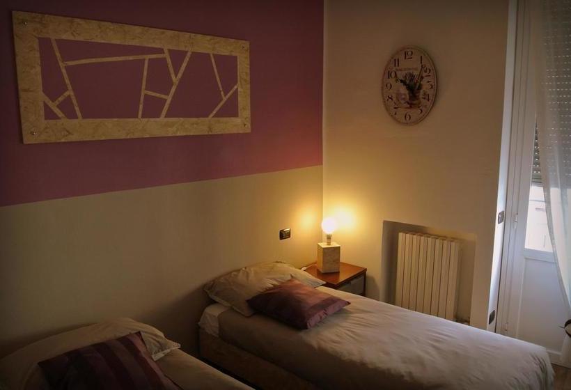 Bed and Breakfast La Corte Di Lory  | Rho | Milano | Italia 9