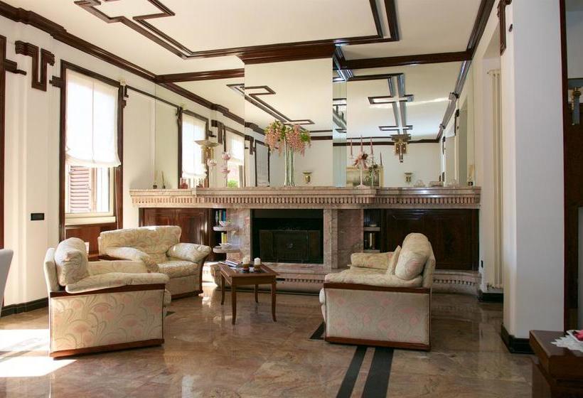 Bed and Breakfast La Maison Royale Fiumicino