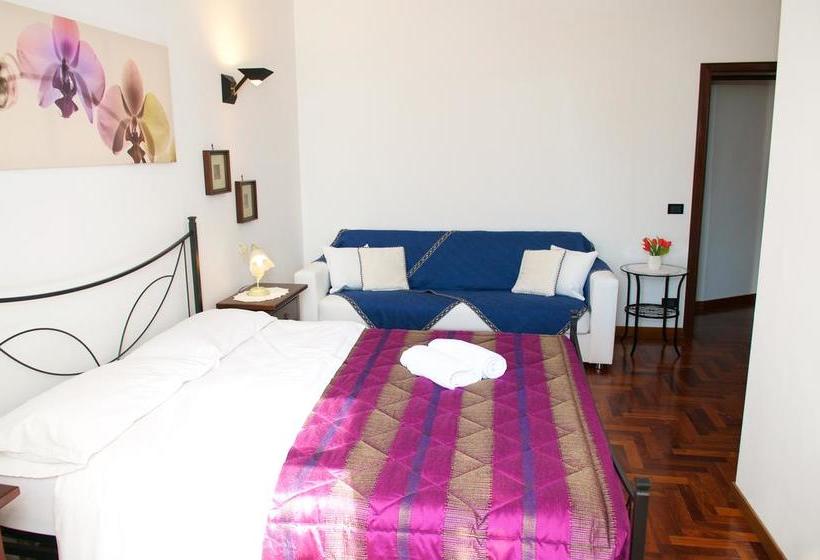 Bed and Breakfast La Maison Royale  | Fiumicino | Roma | Italia 10