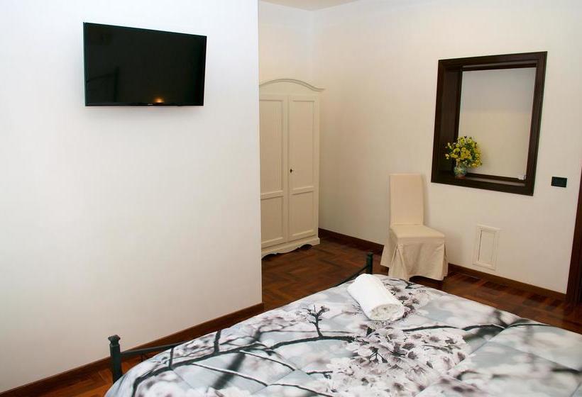 Bed and Breakfast La Maison Royale  | Fiumicino | Roma | Italia 19