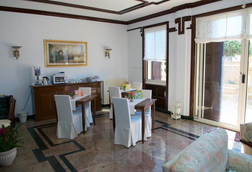 Bed and Breakfast La Maison Royale  | Fiumicino | Roma | Italia 5