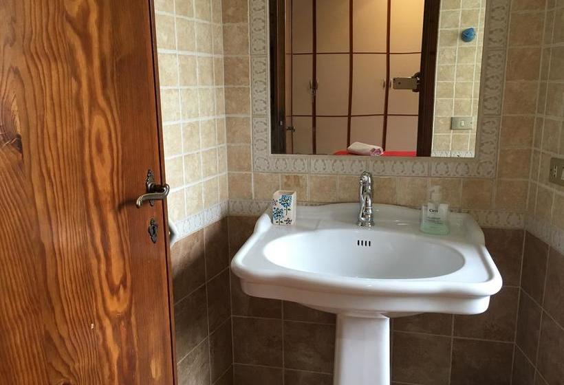 Bed and Breakfast Spoleto Undici  | Ciampino | Rome | Italy 13