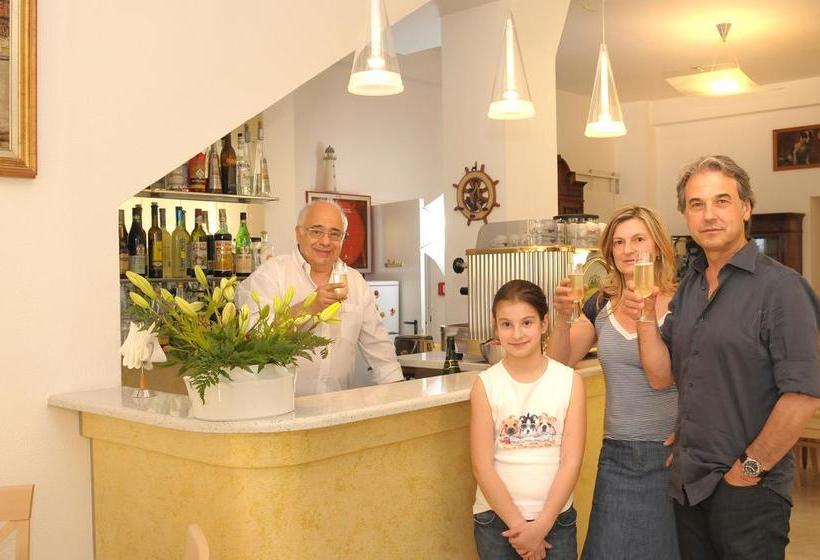 Hotel Gambone  | Finale Ligure | Savona | Italia 13