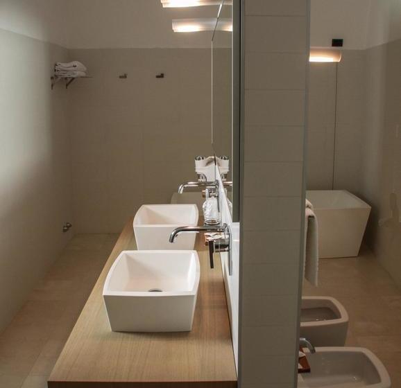 Hotel Cavour Et Des Officiers  | Bard | Aosta | Italia 20