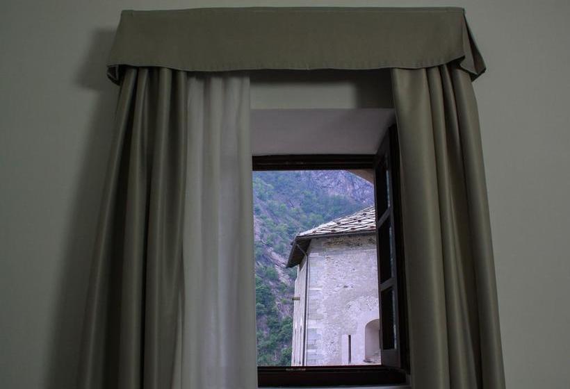 Hotel Cavour Et Des Officiers  | Bard | Aosta | Italia 7