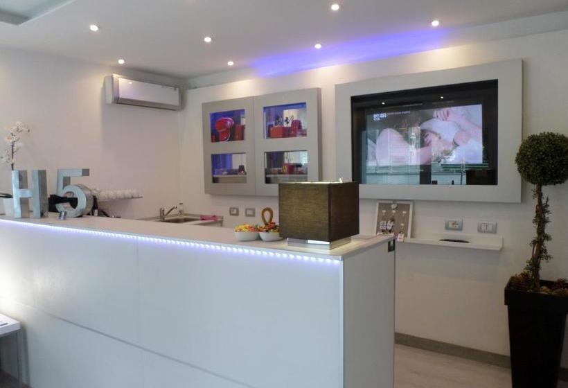 Bed and Breakfast 5h Room & Breakfast  | Maranello | Modena | Italia 6