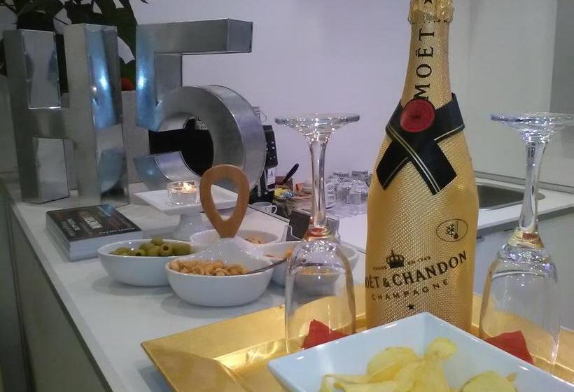 Bed and Breakfast 5h Room & Breakfast  | Maranello | Modena | Italia 9