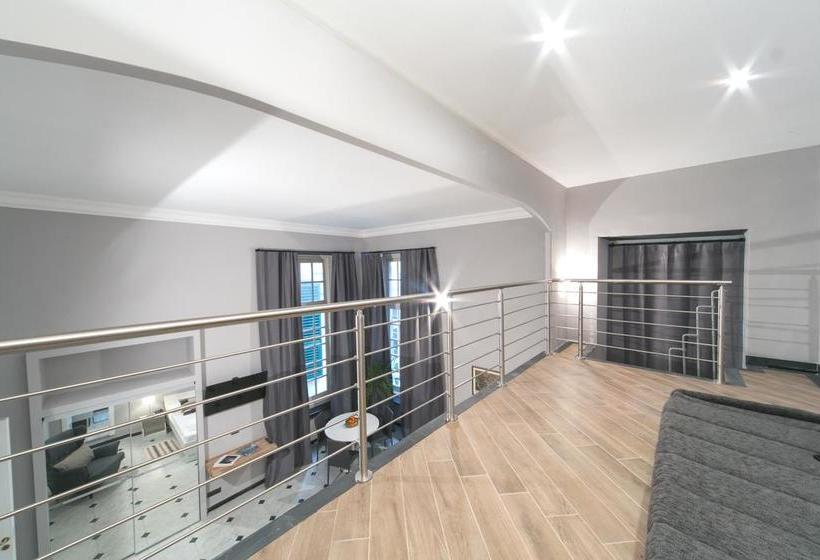 Bed and Breakfast 7 Soli Frangipani  | Genova | Genova | Italia 14