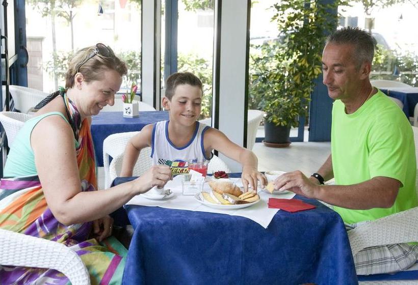 Hotel Universal  | Riccione | Rimini | Italia 12