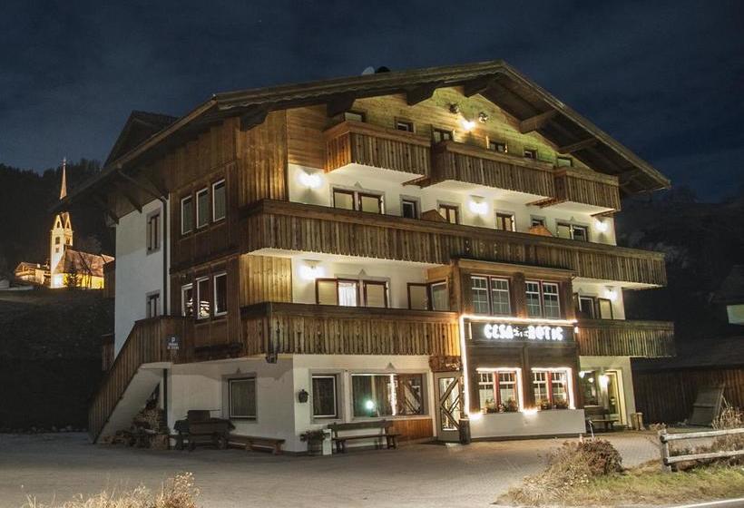 Hotel Cesa Rotic  | Canazei | Trento | Italia 4