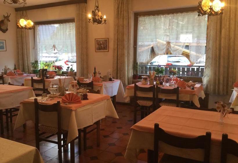 Hotel Nevada  | Campitello di Fassa | Trento | Italia 6