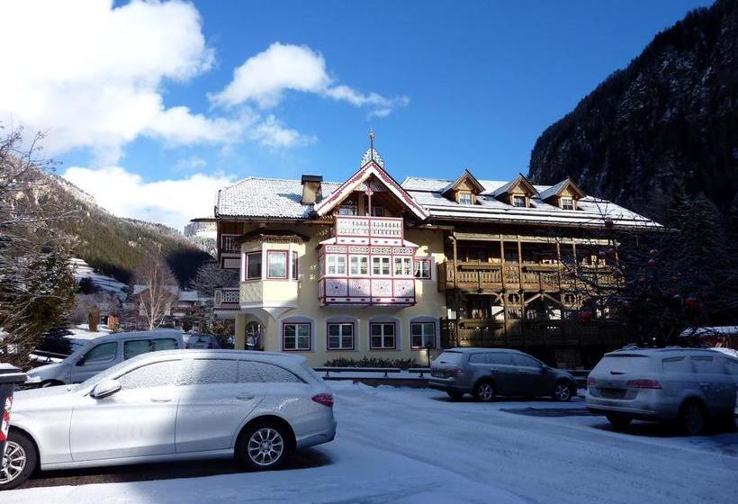 B&b Majon Sotroi  | Campitello di Fassa | Trento | Italia 11