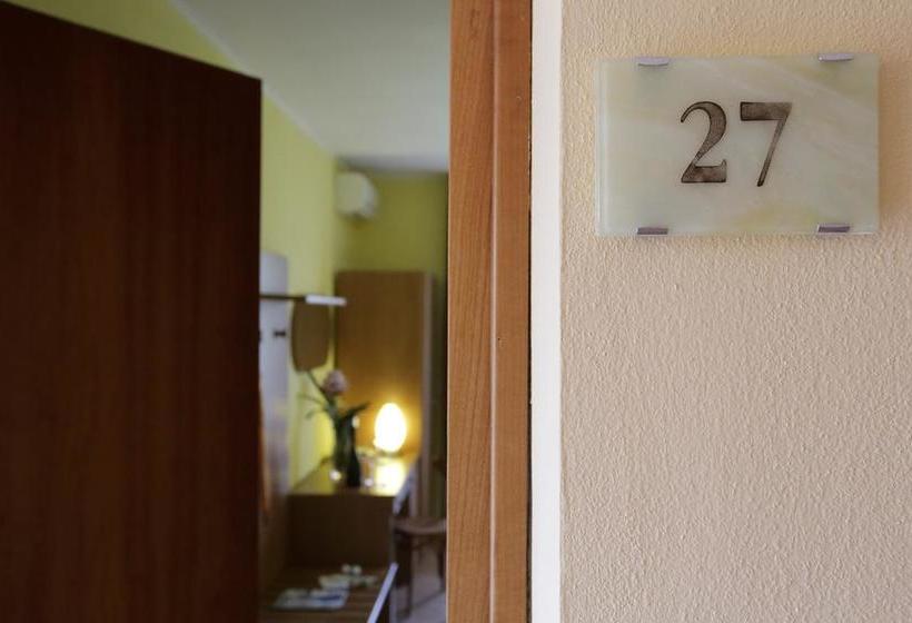 Hotel Il Golfino  | Castellarano | Reggio Emilia | Italia 1