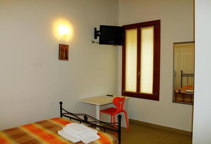 Ostello Domus Clugiae  | Chioggia | Venezia | Italia 16