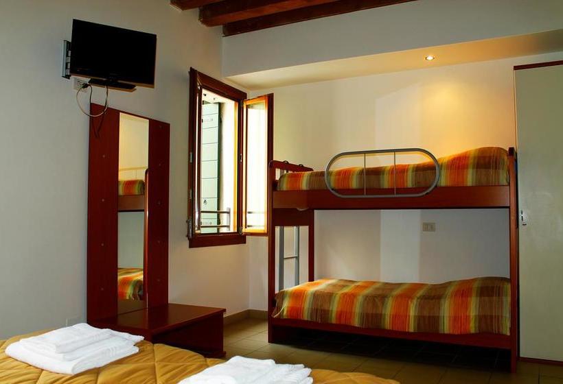 Ostello Domus Clugiae  | Chioggia | Venezia | Italia 20