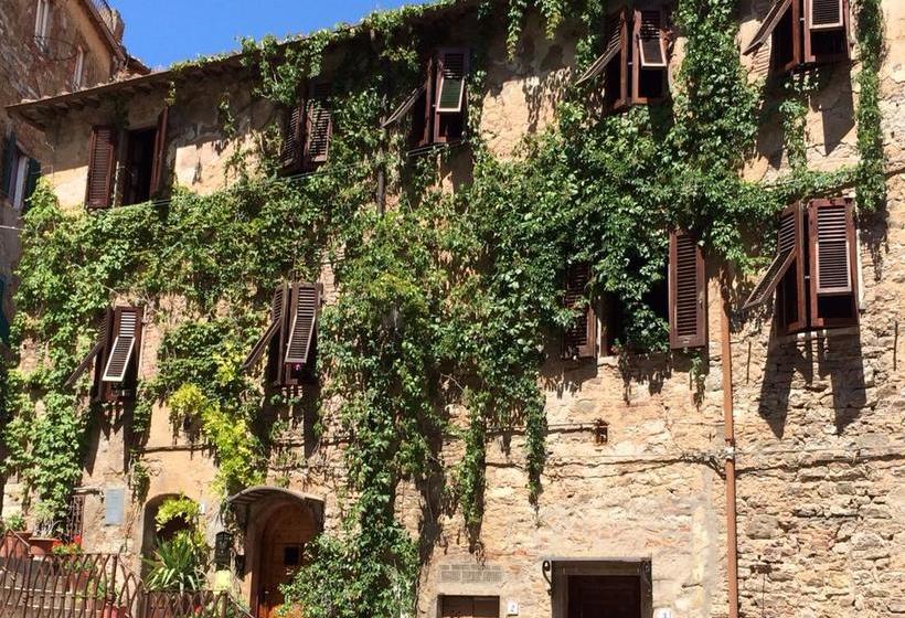 La Piazzetta Toscana B&b  | Campiglia Marittima | Livorno | Italia 1