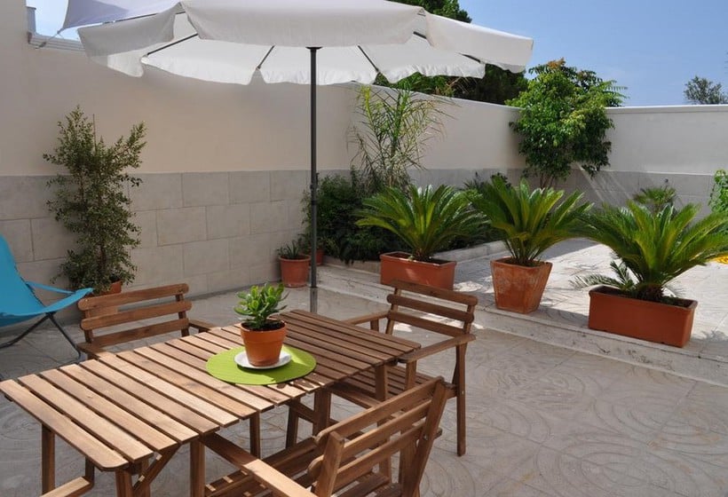 Bed and Breakfast 7 Contrade Bed&Breakfast  | Taranto | Taranto | Italia 2