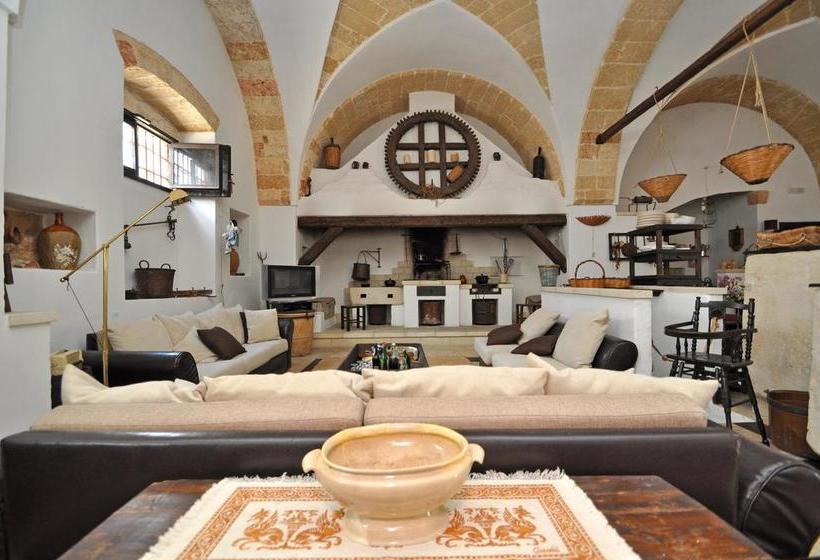 Palazzo De Donatis B&b  | Melissano | Lecce | Italia 10