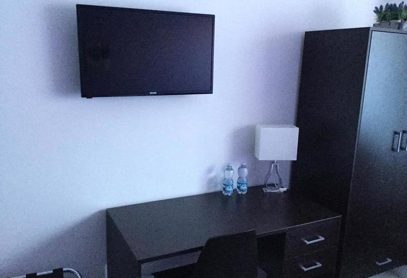 Domus Corso Umberto 18 B&b  | Pescara | Pescara | Italia 9