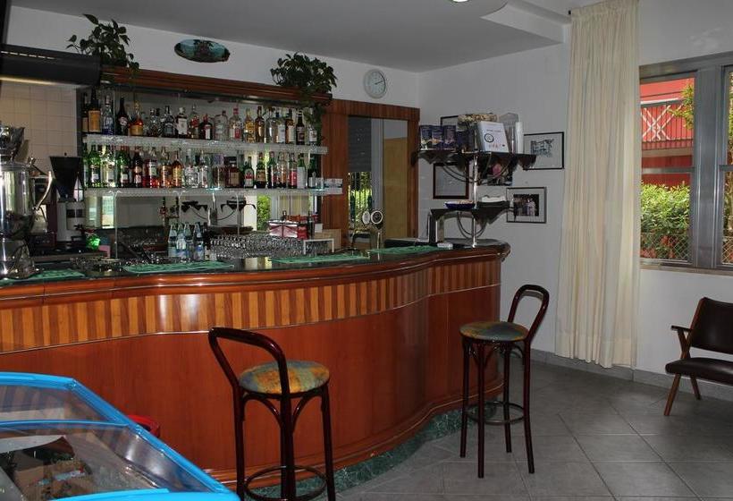 Hotel Costanza  | Cesenatico | Forlì-Cesena | Italia 16
