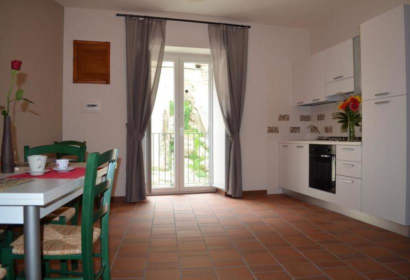 B&b La Casa Di Giulietta  | Castelmezzano | Potenza | Italia 11