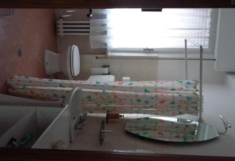 Bed and Breakfast Bnb Lucilla Villa  | Pesaro | Pesaro e Urbino | Italia 10