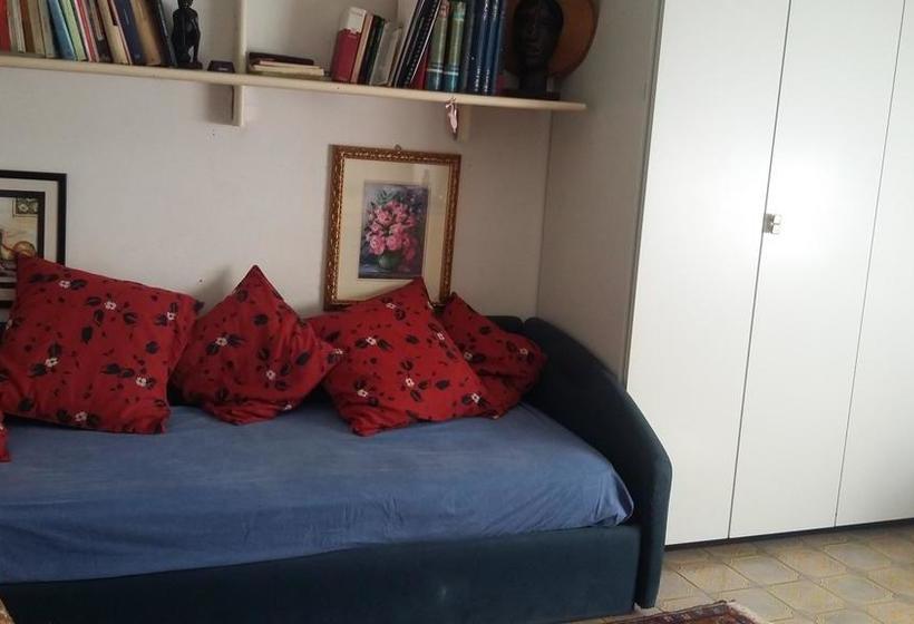 Bed and Breakfast Bnb Lucilla Villa  | Pesaro | Pesaro e Urbino | Italia 9