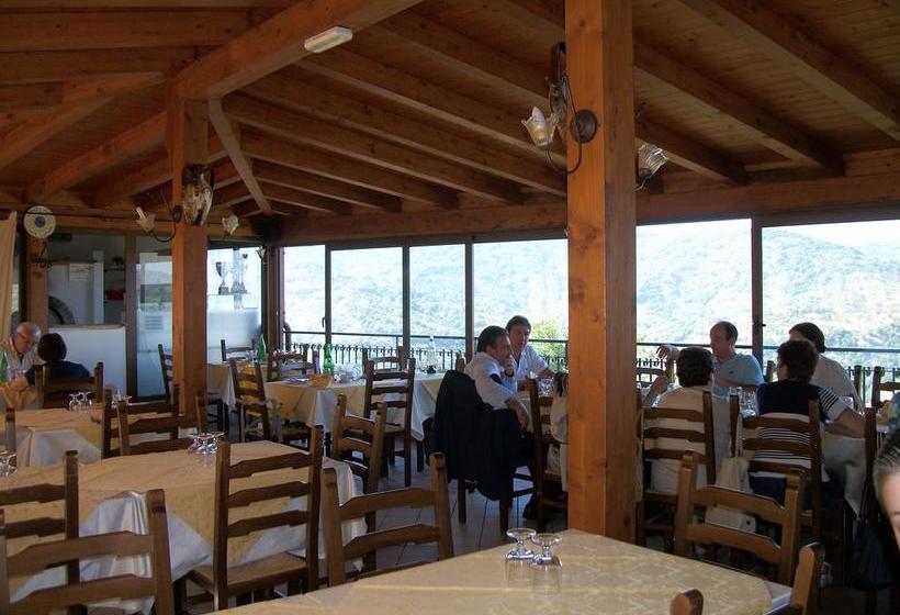 Le Poiane B&b  | San Piero Patti | Messine | Italie 13