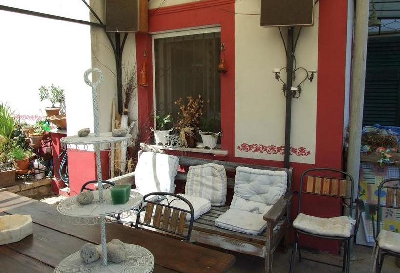 Bed and Breakfast La Finestra Sul Giardino