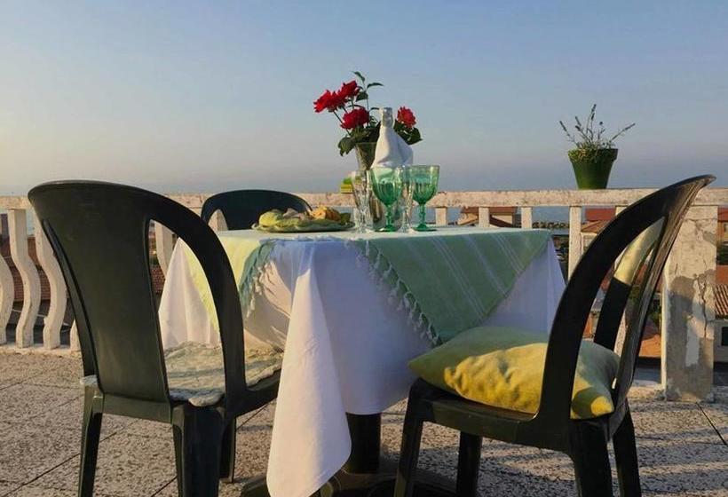 Bed and Breakfast Terrazza Sul Mare  | Fano | Pesaro e Urbino | Italia 1