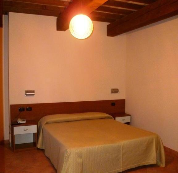 Hotel Santa Chiara  | Sant'Angelo in Vado | Pesaro e Urbino | Italia 14