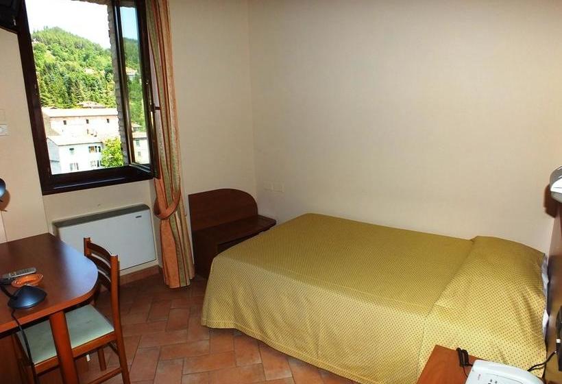 Hotel Santa Chiara  | Sant'Angelo in Vado | Pesaro e Urbino | Italia 6