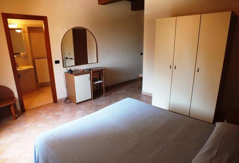 Hotel Santa Chiara  | Sant'Angelo in Vado | Pesaro e Urbino | Italia 7