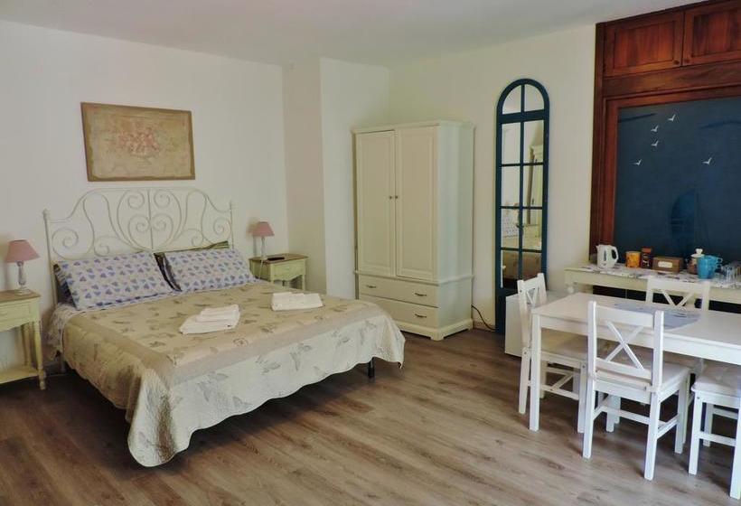 Bed and Breakfast Rosmarino  | Celle Ligure | Savona | Italia 7