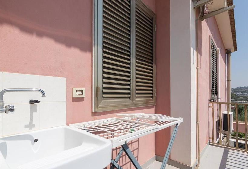 Bed and Breakfast La Rosa Del Deserto  | Scicli | Ragusa | Italia 5