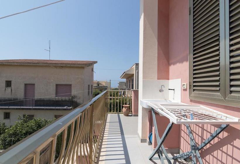 Bed and Breakfast La Rosa Del Deserto  | Scicli | Ragusa | Italia 6