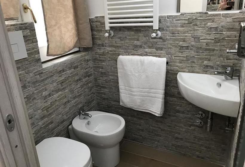 Bed and Breakfast Petros Room Camere  | Salerno | Salerno | Italia 9