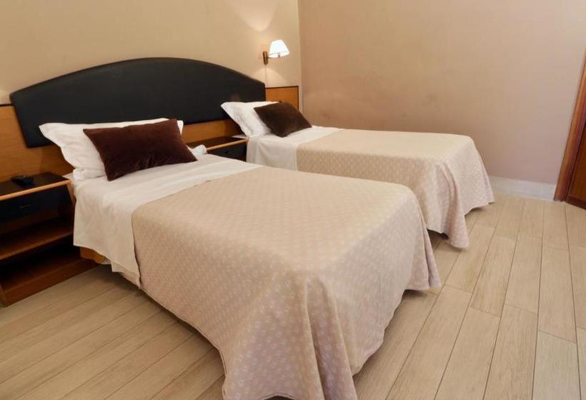 Hotel Fiorentina  | Napoli | Napoli | Italia 17