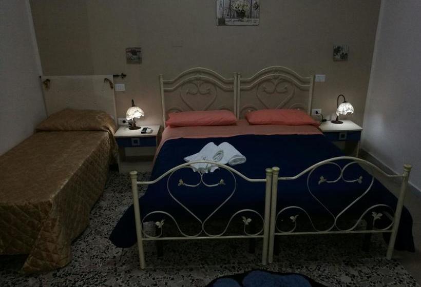 Bed and Breakfast La Pietra Preziosa  | Crotone | Crotone | Italia 1