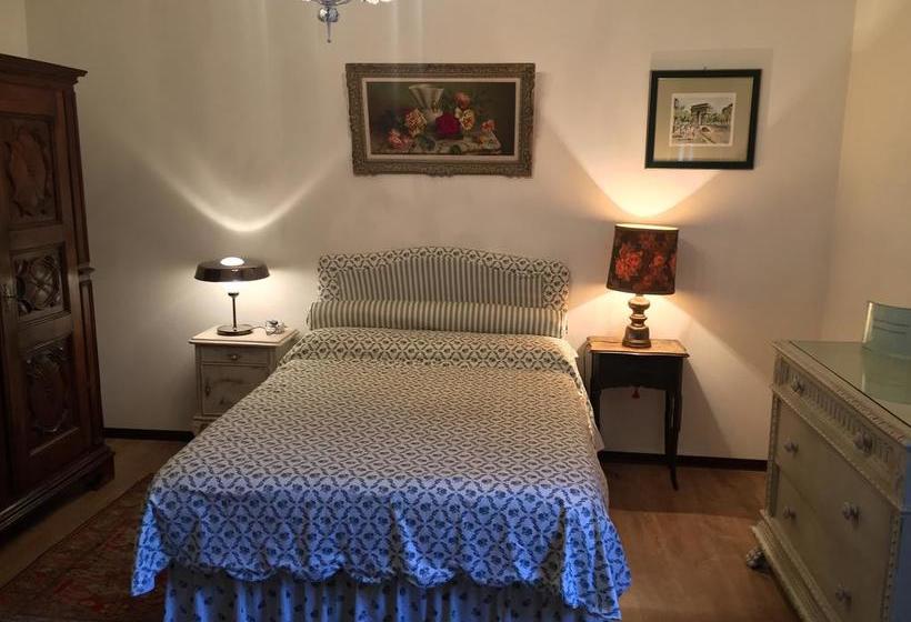 Bed and Breakfast Il Vecchio Teatro  | Biella | Biella | Italia 10