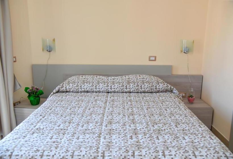 Bed and Breakfast English Inn Rooms Napoles