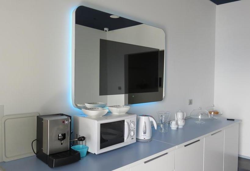 Bed and Breakfast Skyhouse Beverello  | Napoli | Napoli | Italia 9