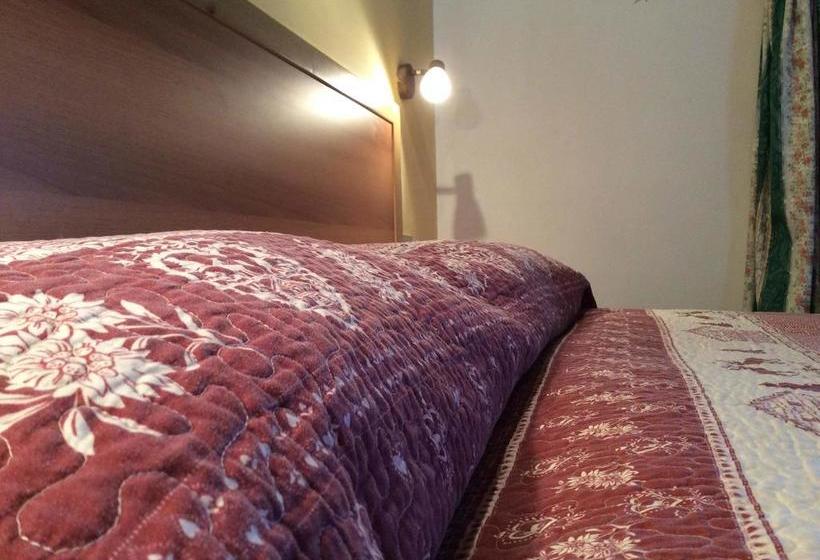 B&b Residenza Garibaldi  | Molveno | Trento | Italy 4