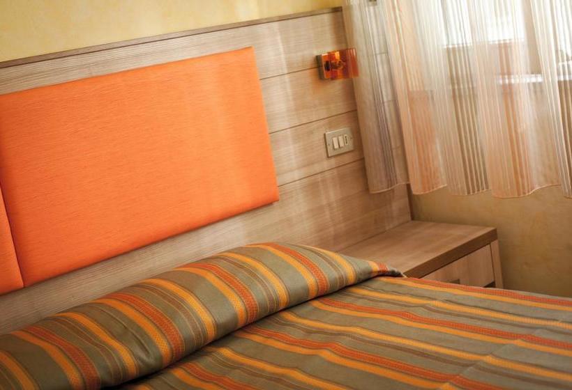 Hotel Dolcevita  | Cesenatico | Forlì-Cesena | Italia 2