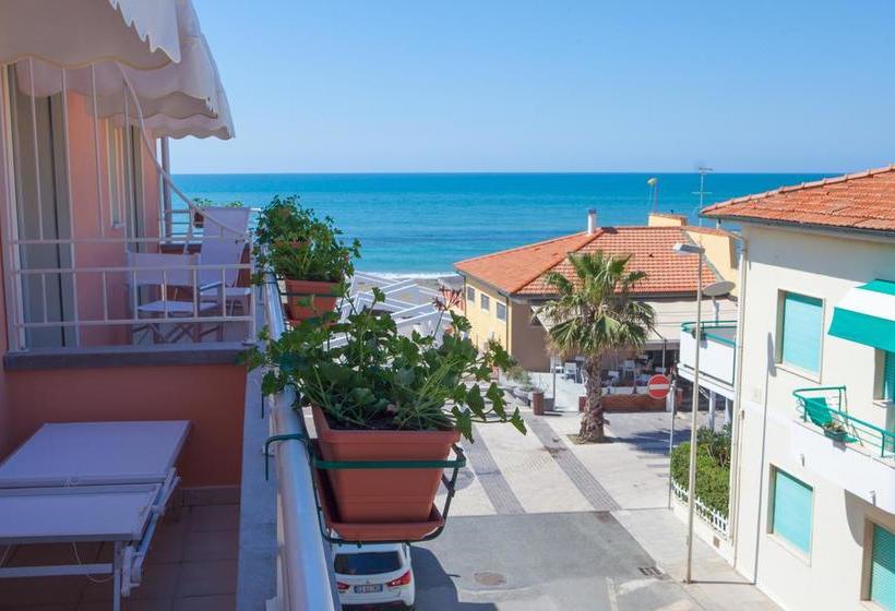 Hotel Albergo Lampara 2015  | Marina di Cecina | Livorno | Italia 13