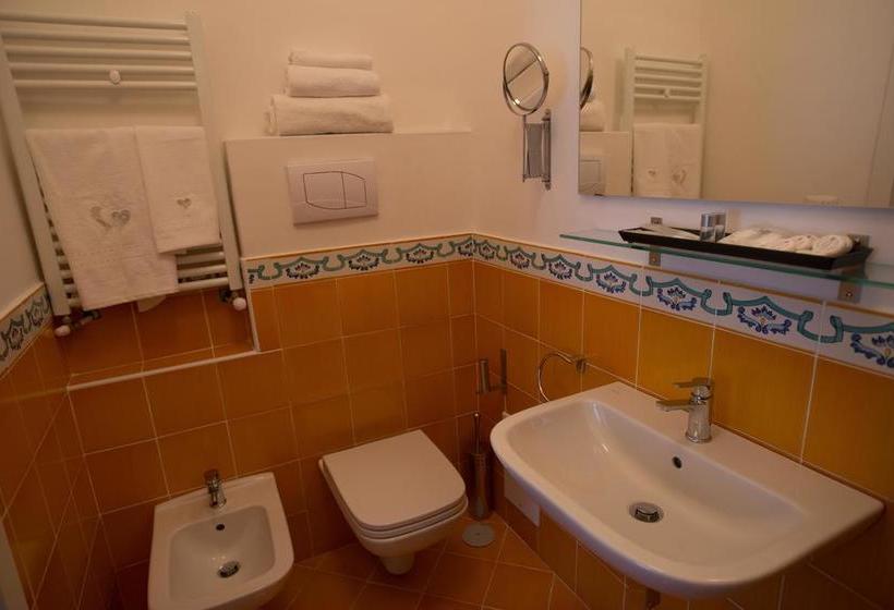 Bed And Breakfast Palazzo Natella  | Salerno | Salerno | Italia 11
