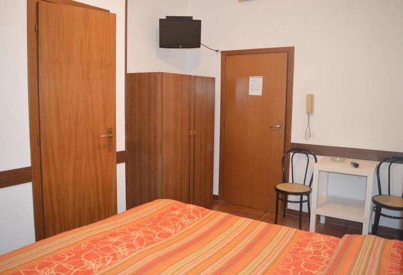 Hotel Albergo Ollolai  | Civitavecchia | Roma | Italia 19