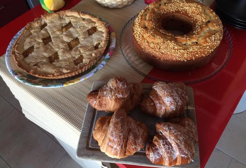 Bed and Breakfast Lambruschini 69  | Fiumicino | Roma | Italia 10